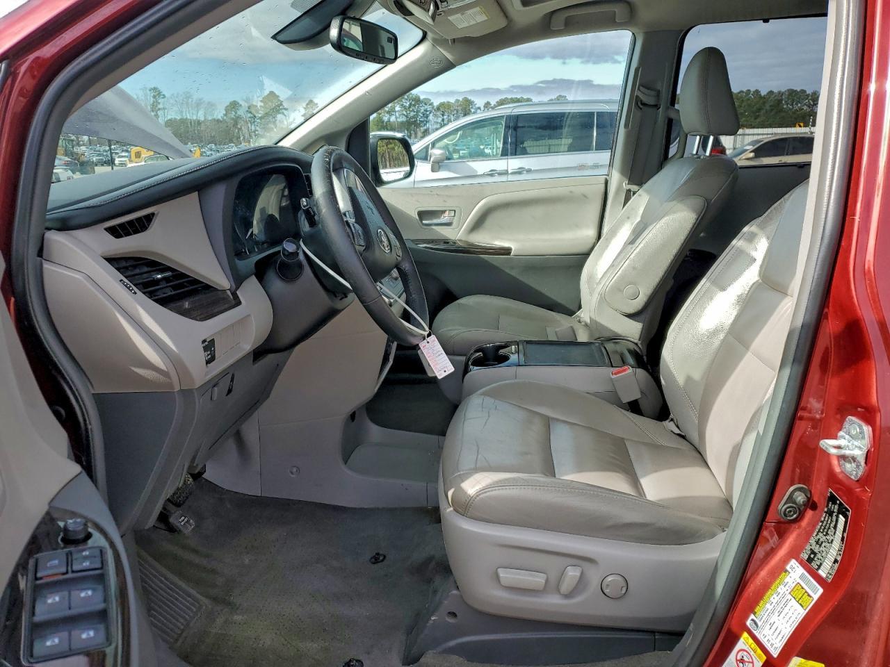 2018 Toyota Sienna Xle - Фото 7