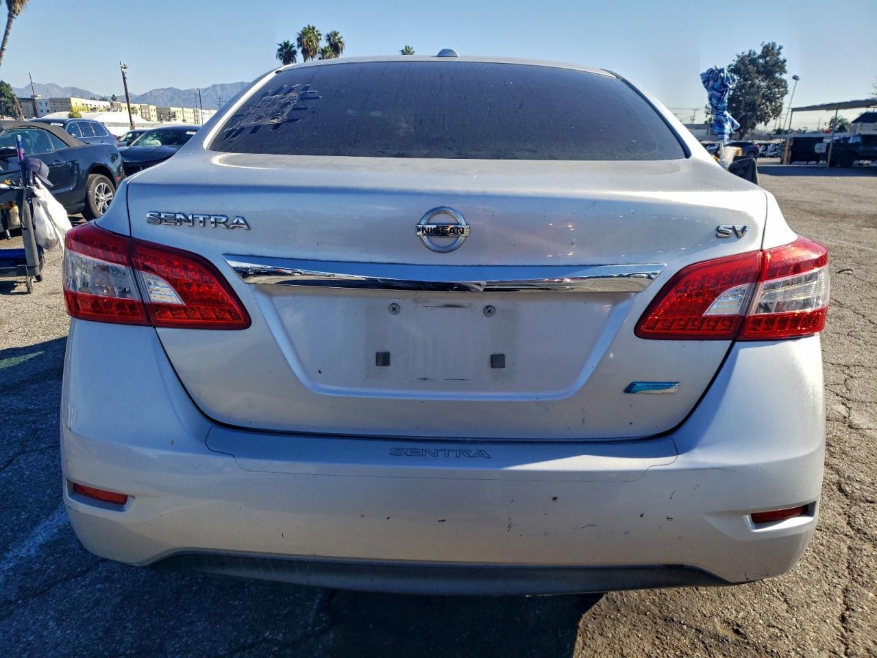 2014 Nissan Sentra S - Фото 6