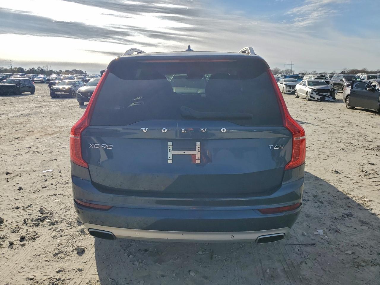 2019 Volvo Xc90 T6 Momentum - Image 6