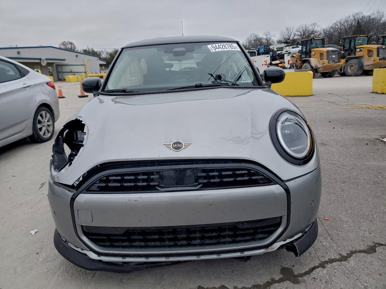 2025 Mini Cooper Base - Image 5