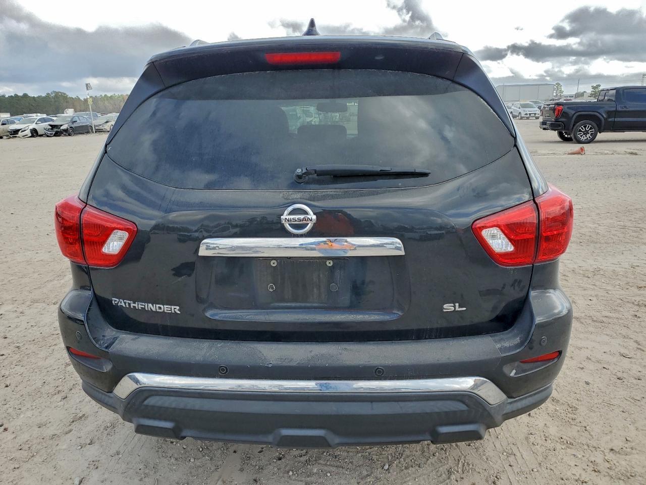2019 Nissan Pathfinder S - Фото 6