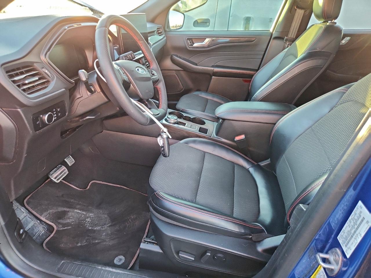 2023 Ford Escape St Line - Image 7