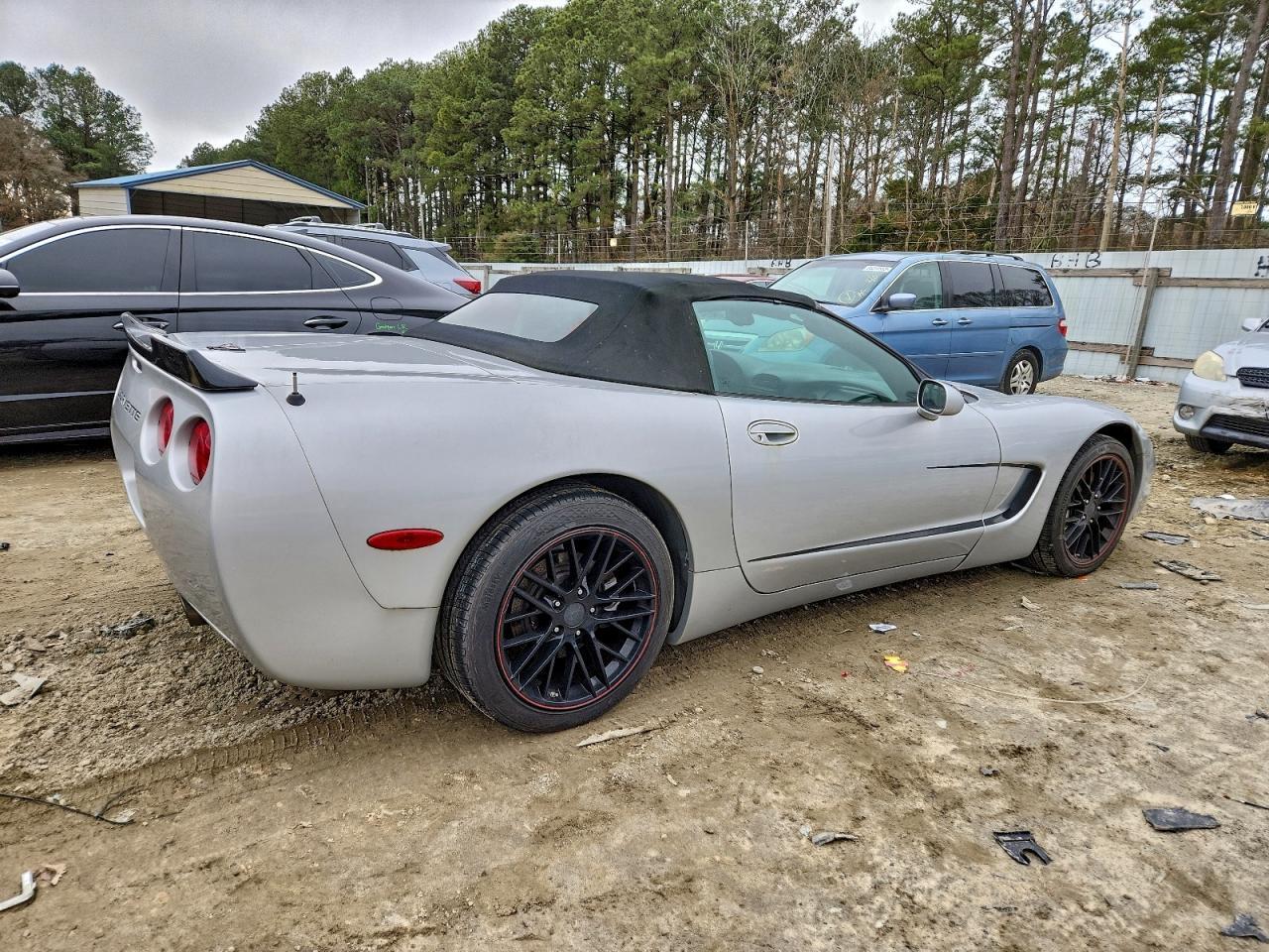 1998 Chev Corvette - Image 3