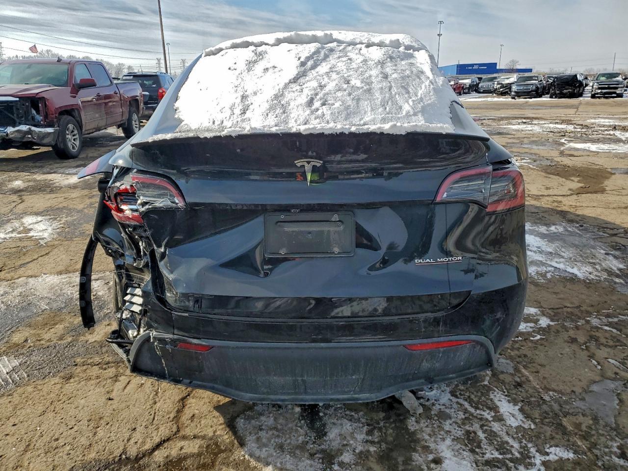 2024 Tesla Model Y - Image 6