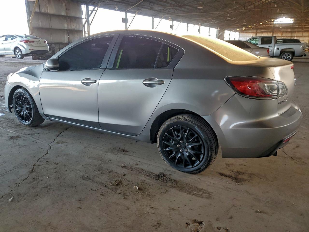 2011 Mazda 3 I - Фото 2