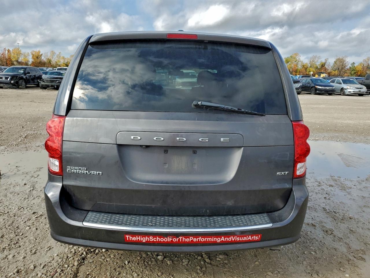 2020 Dodge Grand Caravan Sxt - Image 6