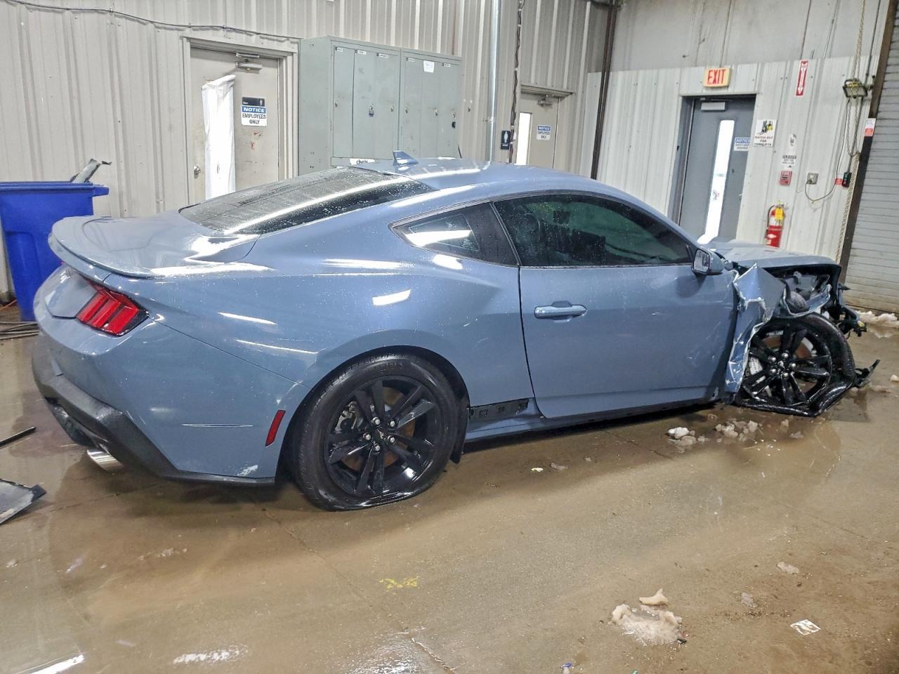 2024 Ford Mustang Gt - Image 3
