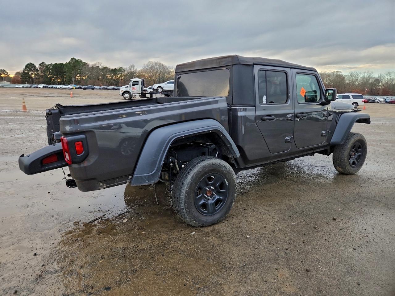 2022 Jeep Gladiator Sport - Фото 3