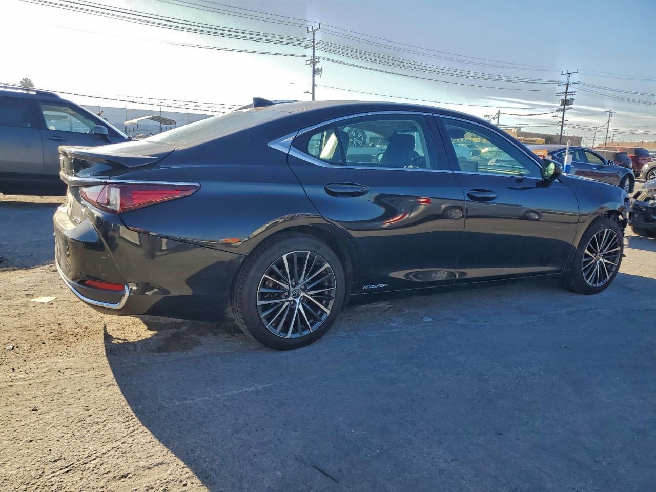 2022 Lexus Es 300H Base - Фото 3