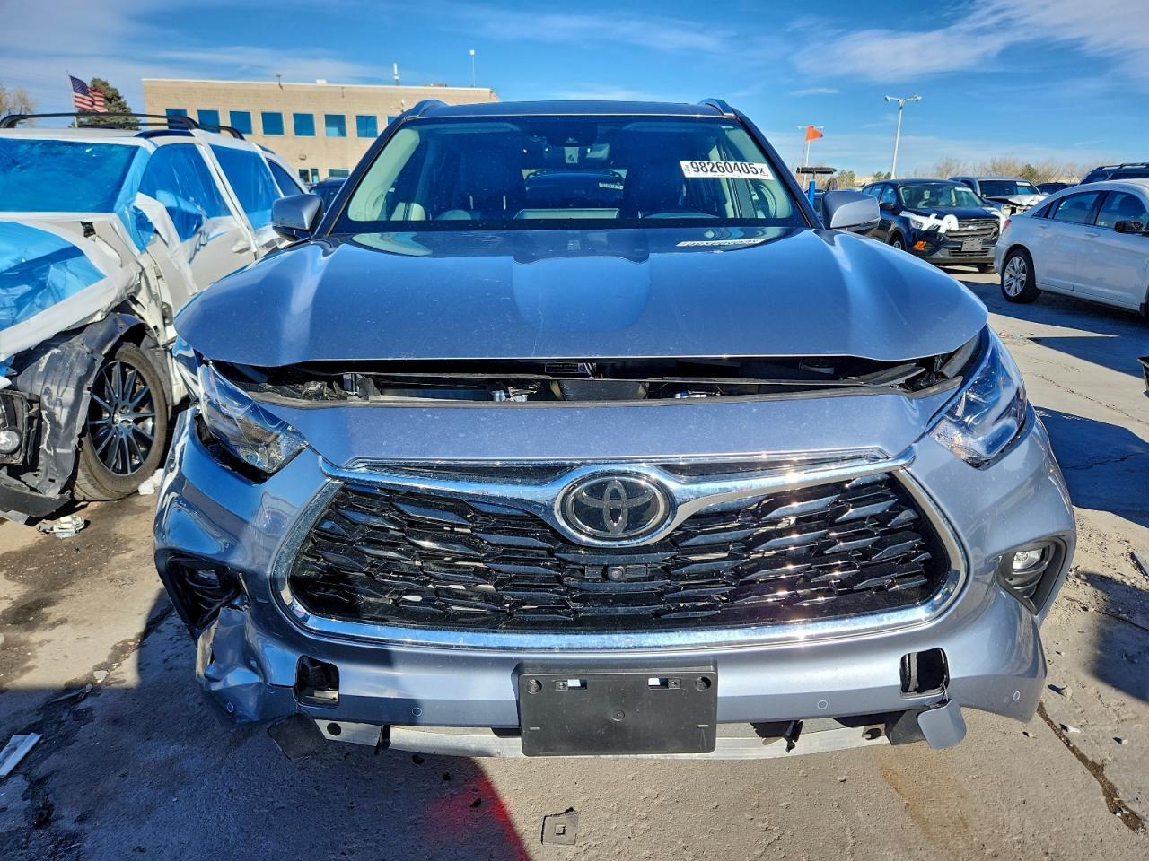 2022 Toyota Highlander Platinum - Фото 5