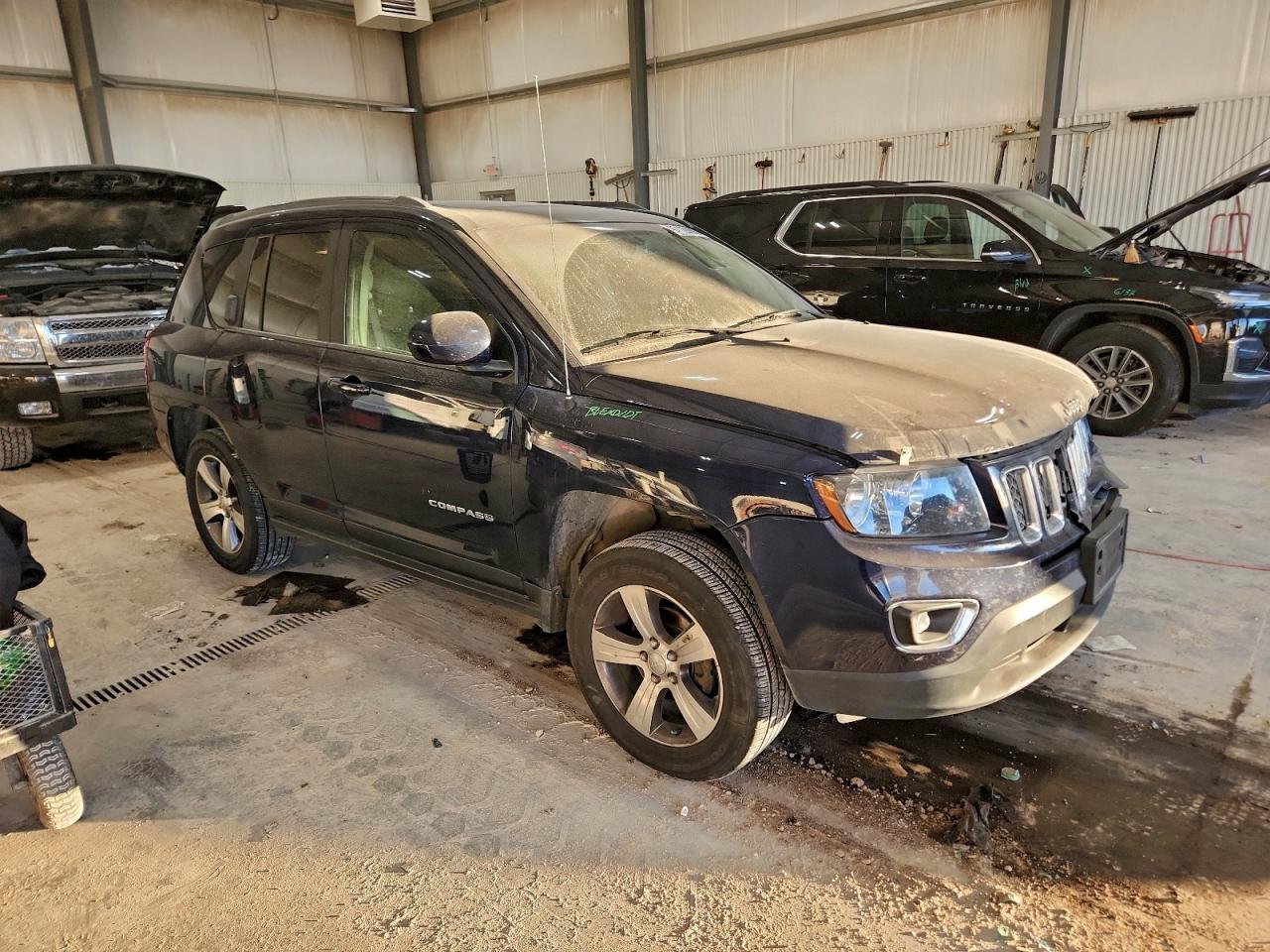 2017 Jeep Compass Latitude - Фото 4