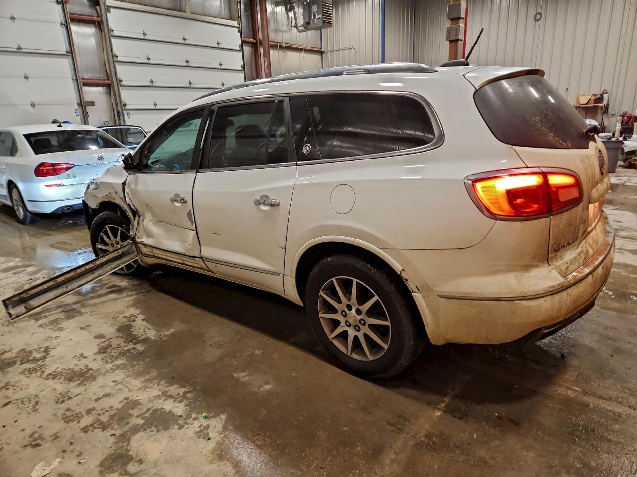 2017 Buick Enclave - Фото 2