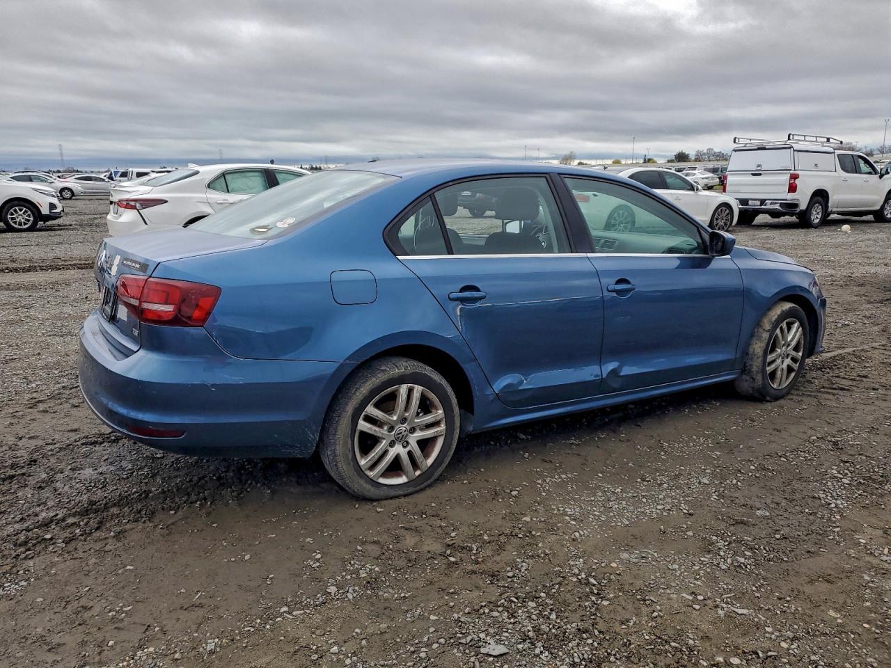 2017 Volkswagen Jetta S - Image 3
