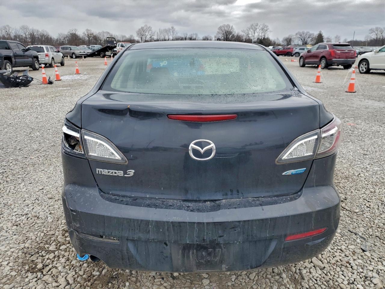2013 Mazda 3 I - Image 6