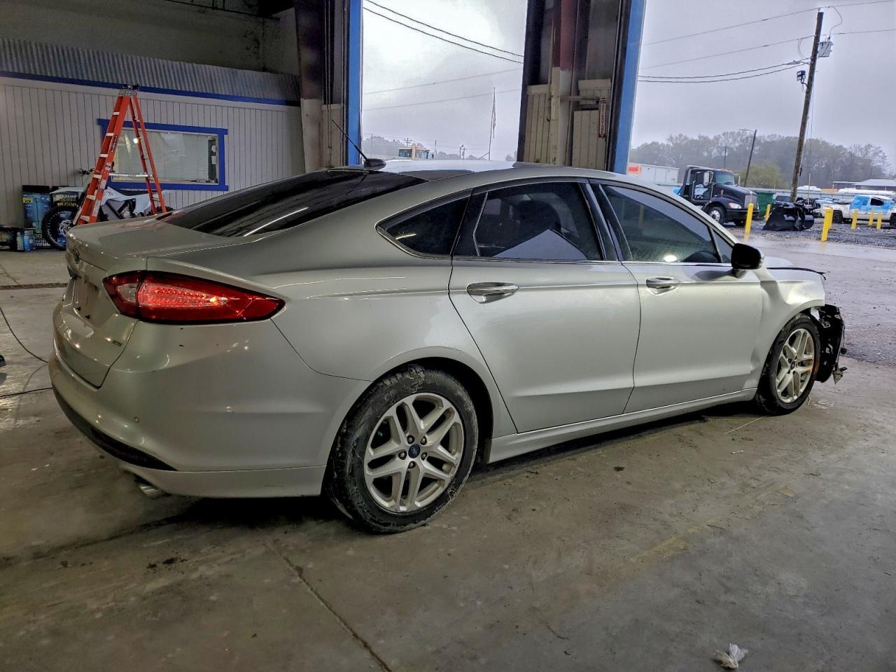 2016 Ford Fusion Se - Фото 3