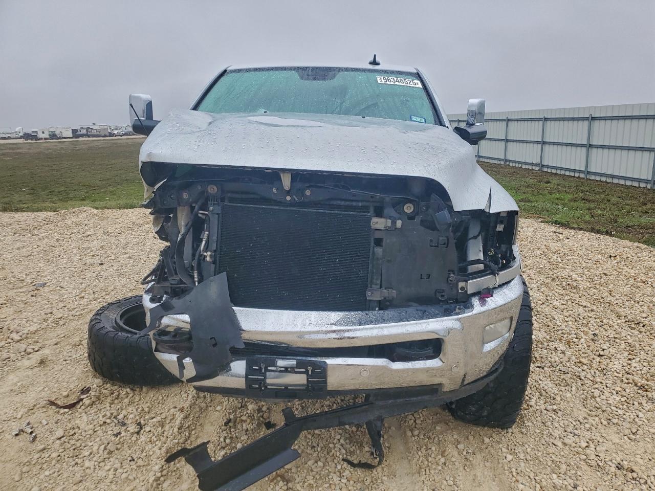 2017 Ram 2500 Laramie - Image 5