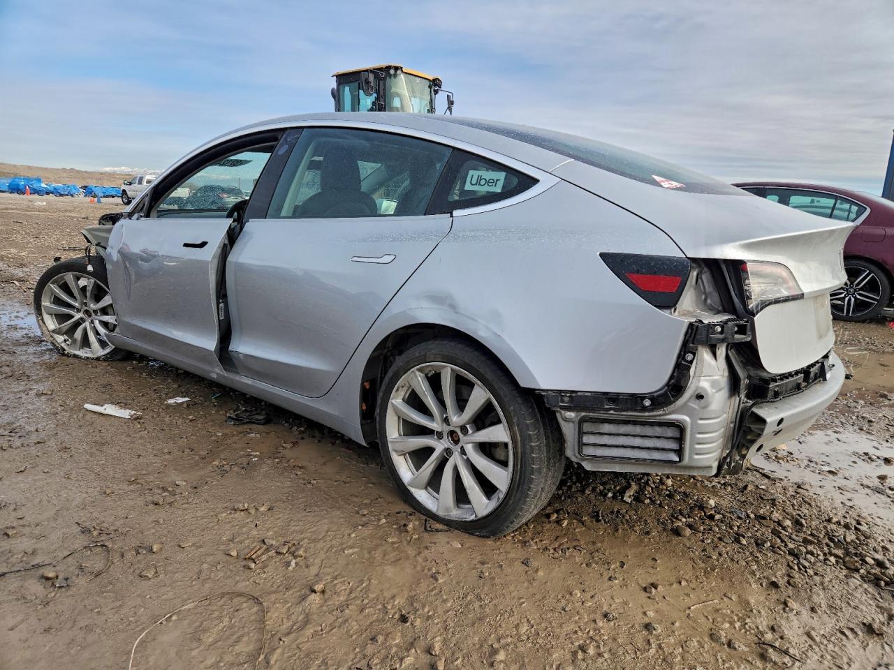 2018 Tesla Model 3 - Фото 2