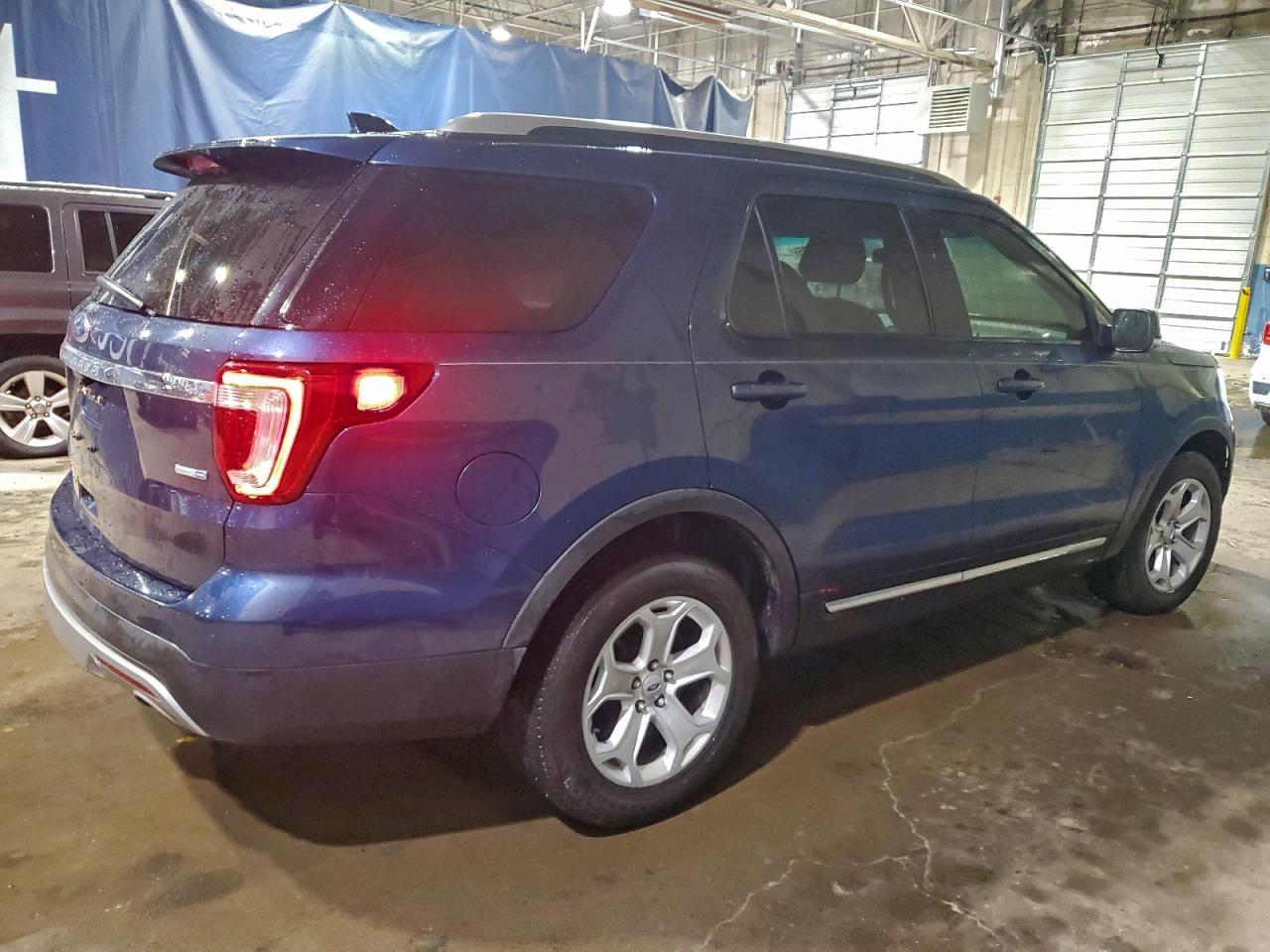 2016 Ford Explorer Xlt - Фото 3