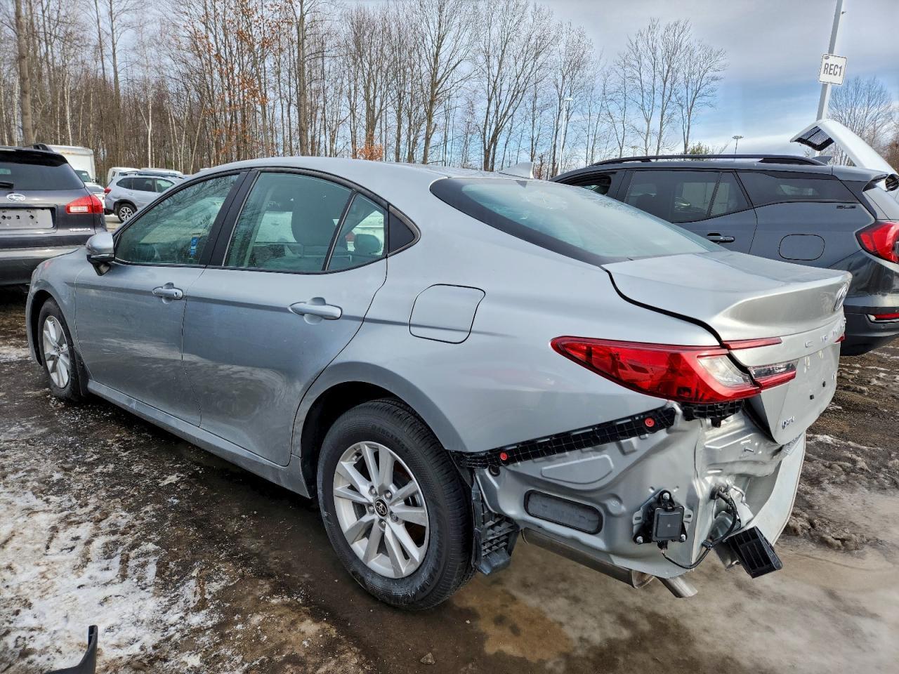 2025 Toyota Camry Xse - Фото 2