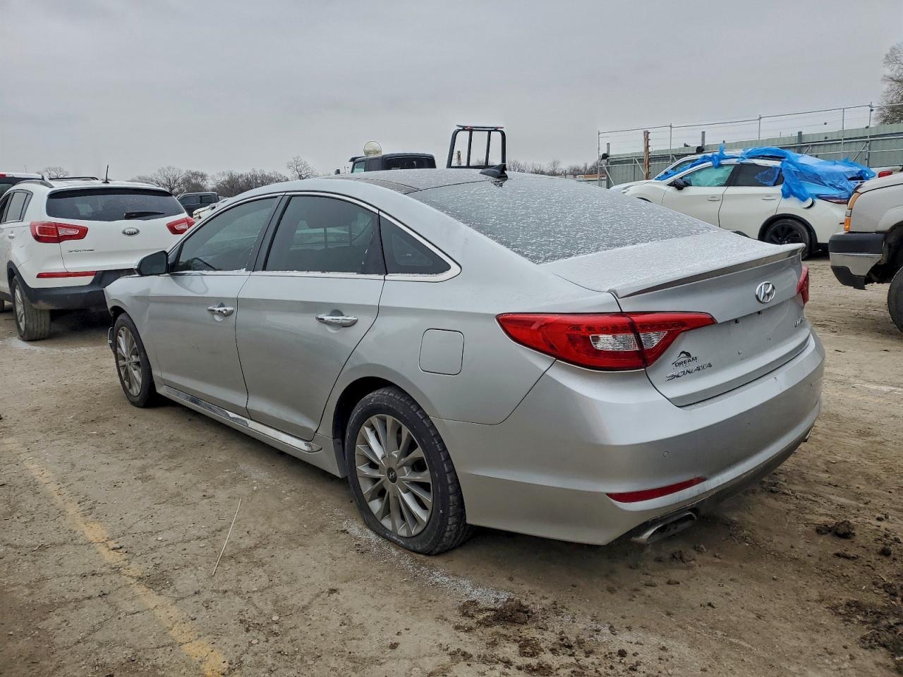 2015 Hyundai Sonata - Image 2