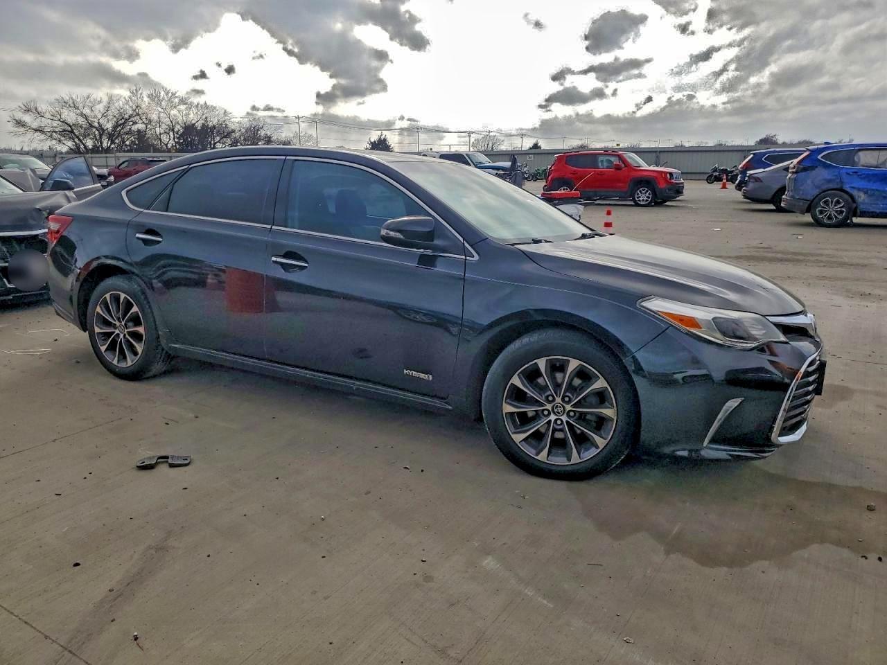 2016 Toyota Avalon Hybrid - Фото 4