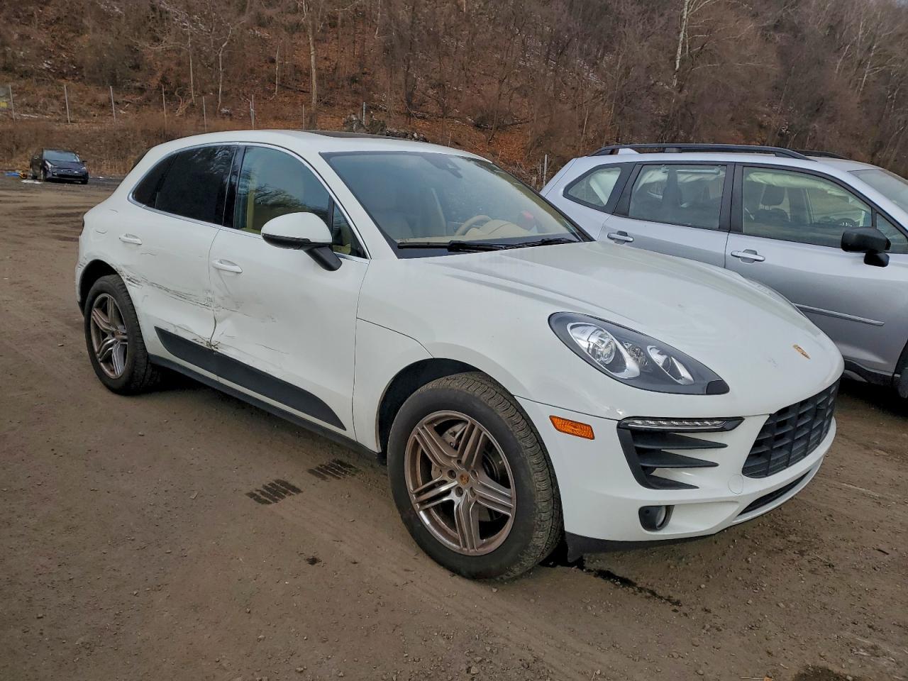 2017 Porsche Macan S - Image 4