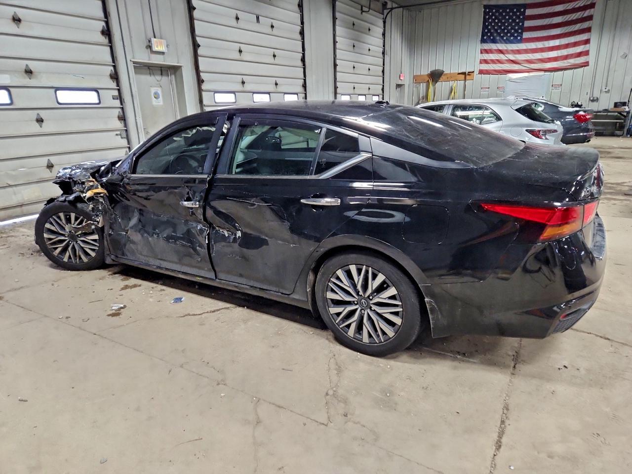 2023 Nissan Altima Sv - Фото 2