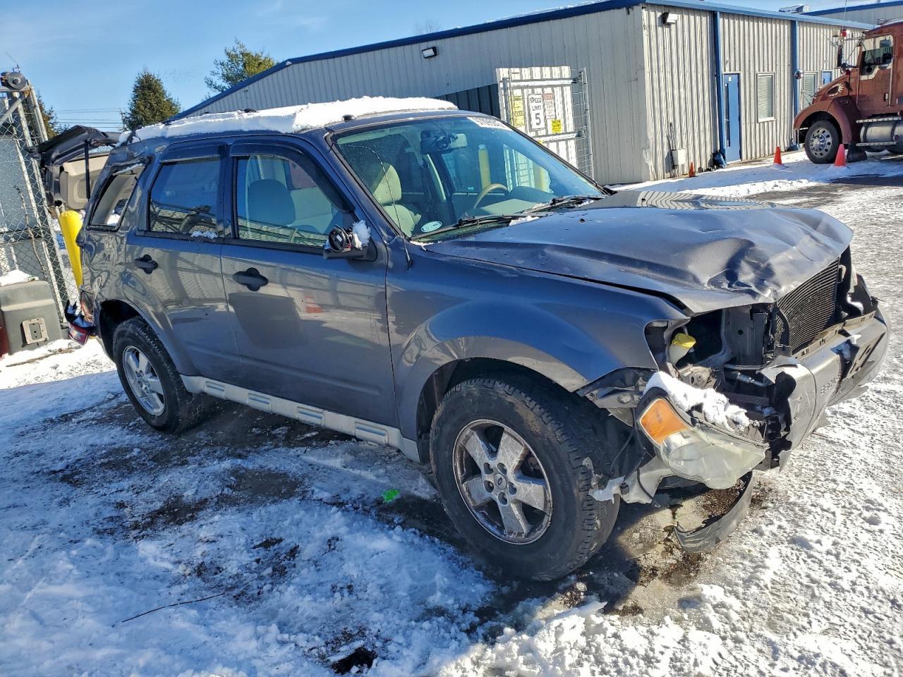 2011 Ford Escape Xlt - Фото 4