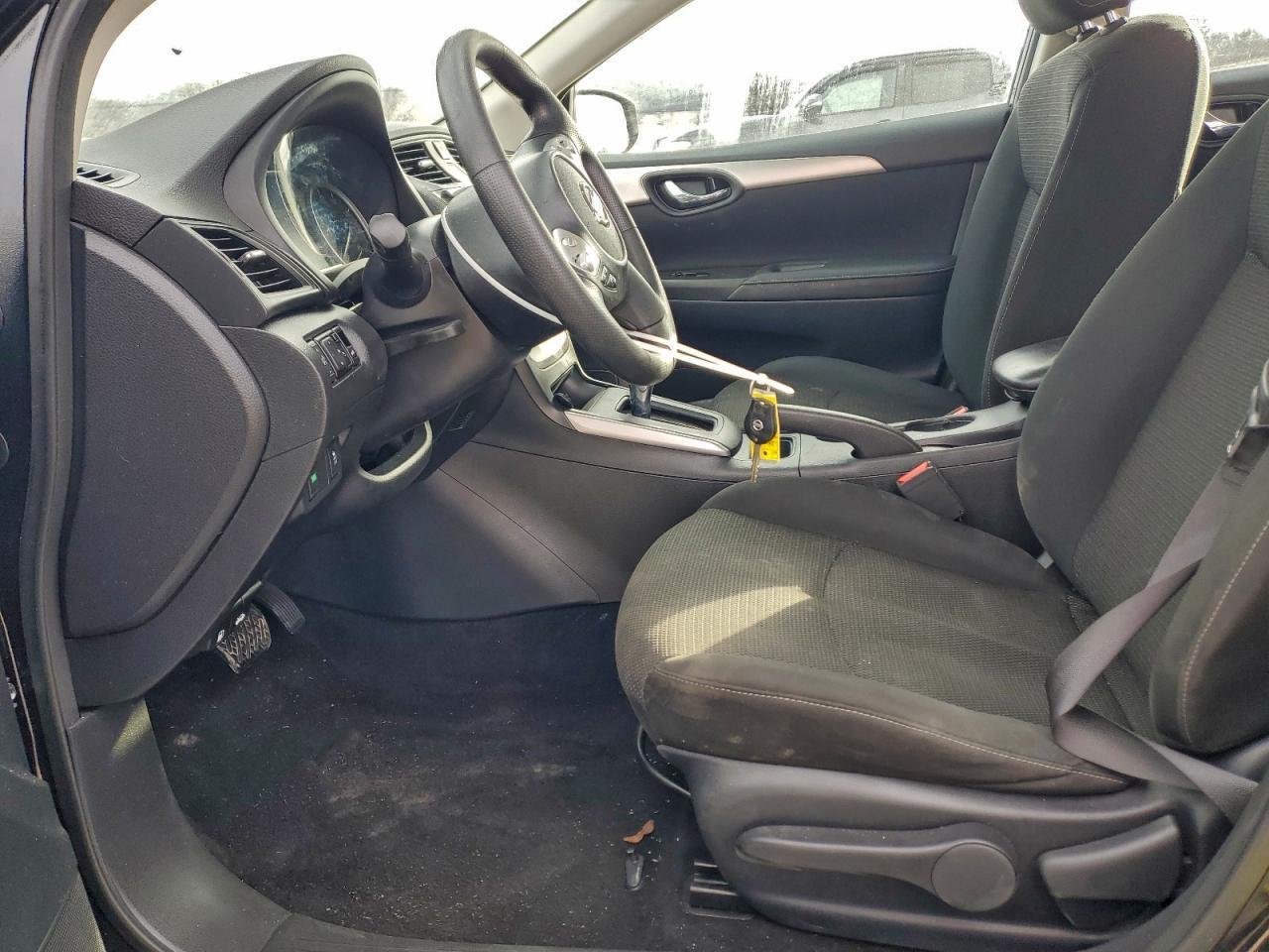 2019 Nissan Sentra S - Фото 7