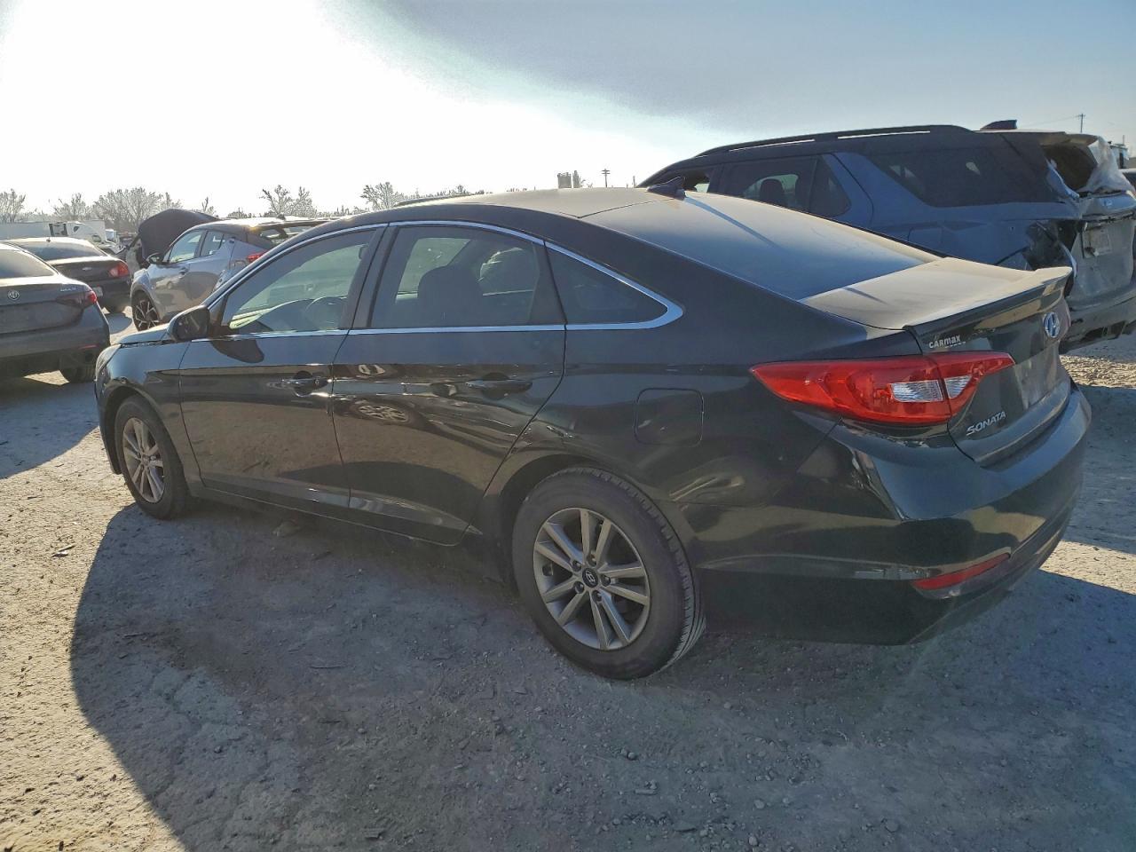 2017 Hyundai Sonata Se - Фото 2