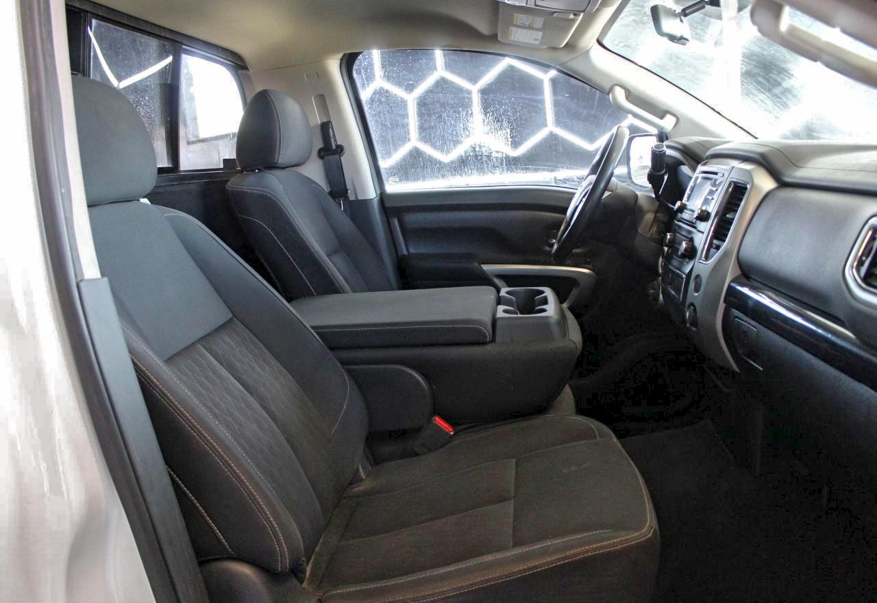 2017 Nissan Titan S - Image 5