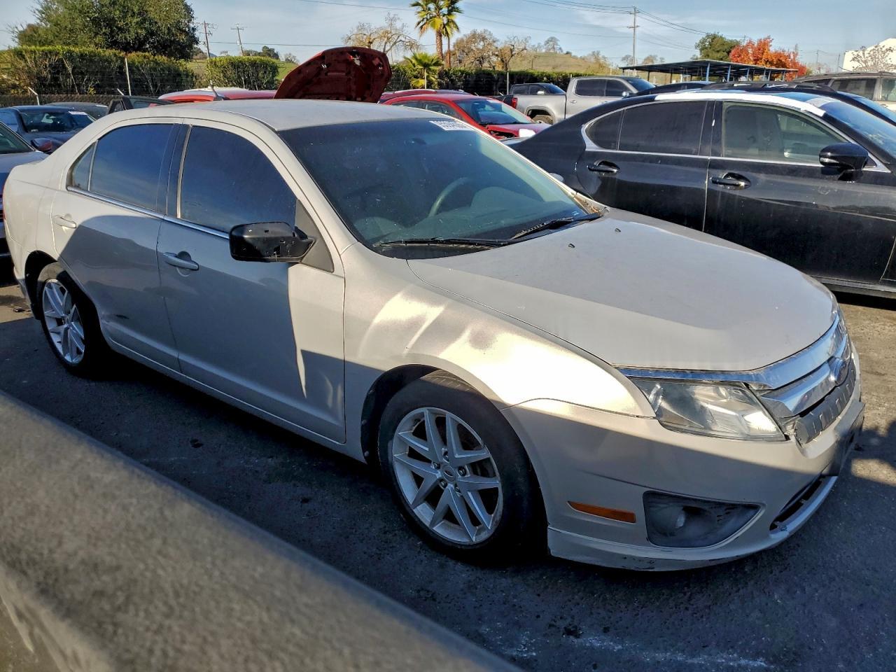 2010 Ford Fusion - Фото 4