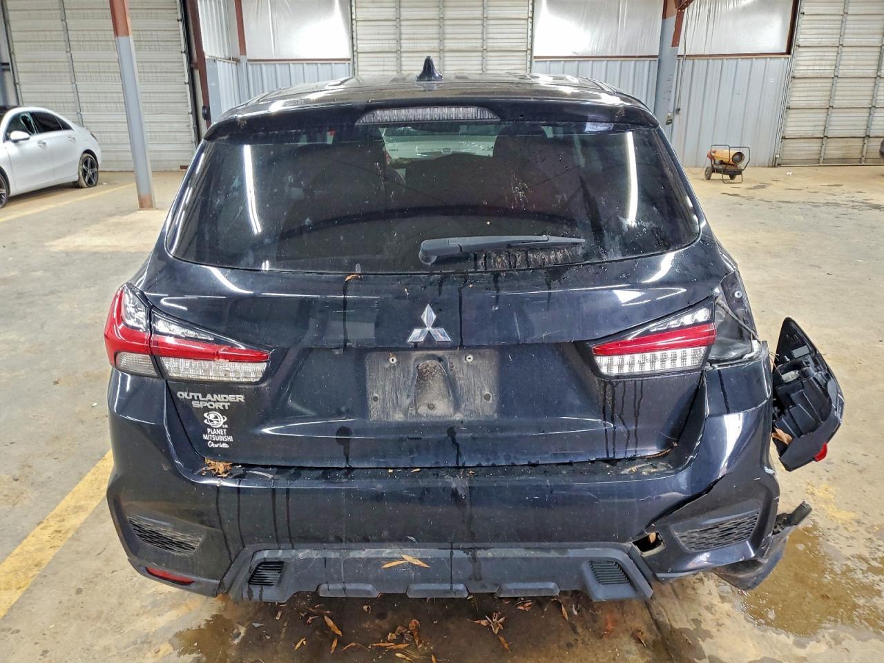 2022 Mitsubishi Outlander Sport Es - Фото 6
