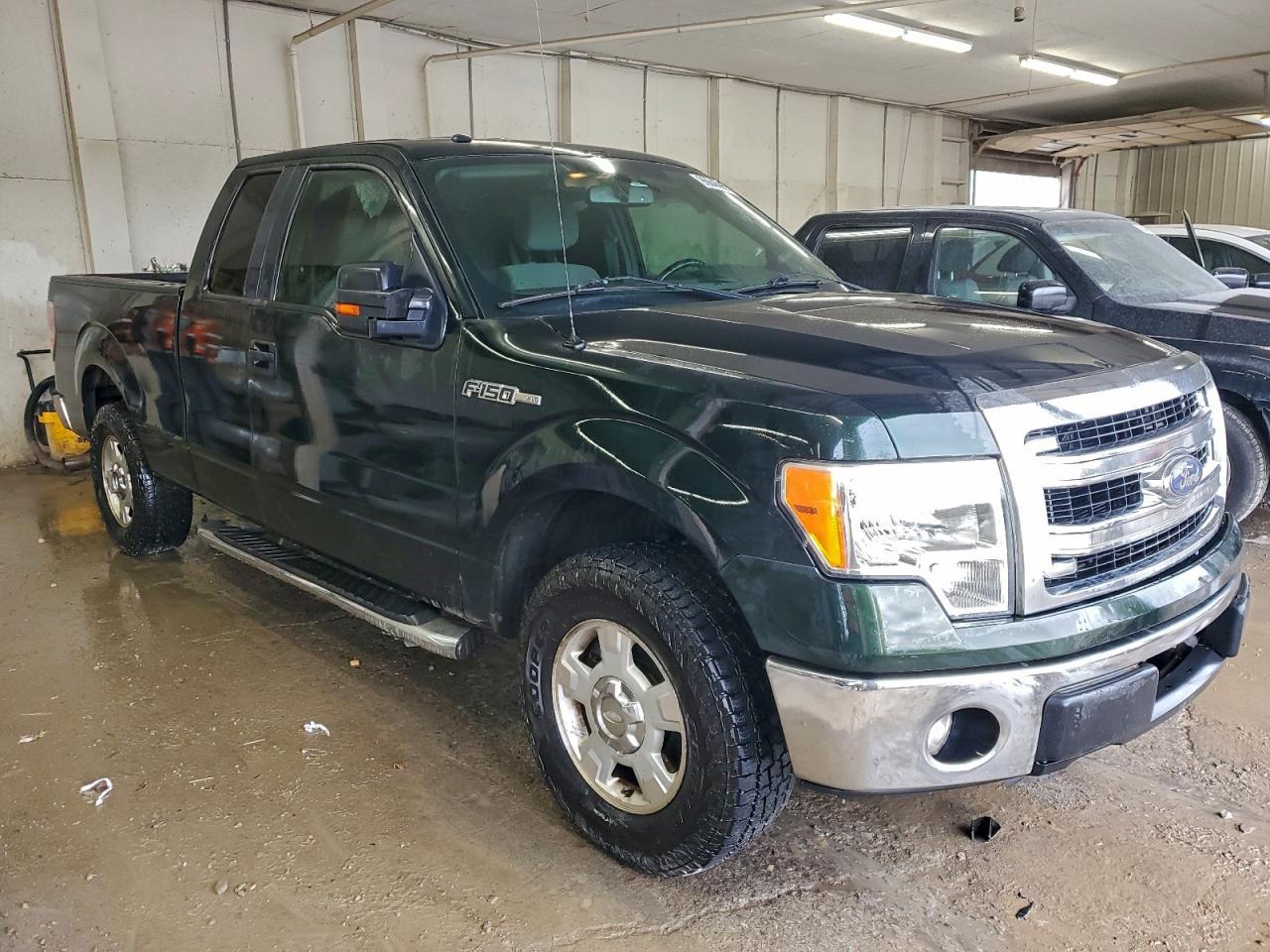 2013 Ford F150 Super Cab - Фото 4