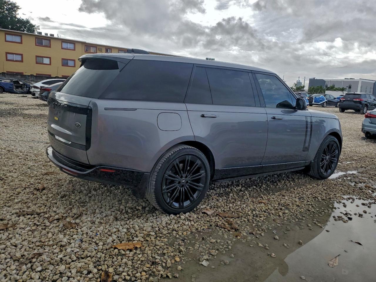 2023 Land Rover Range Rover Autobiography - Фото 3
