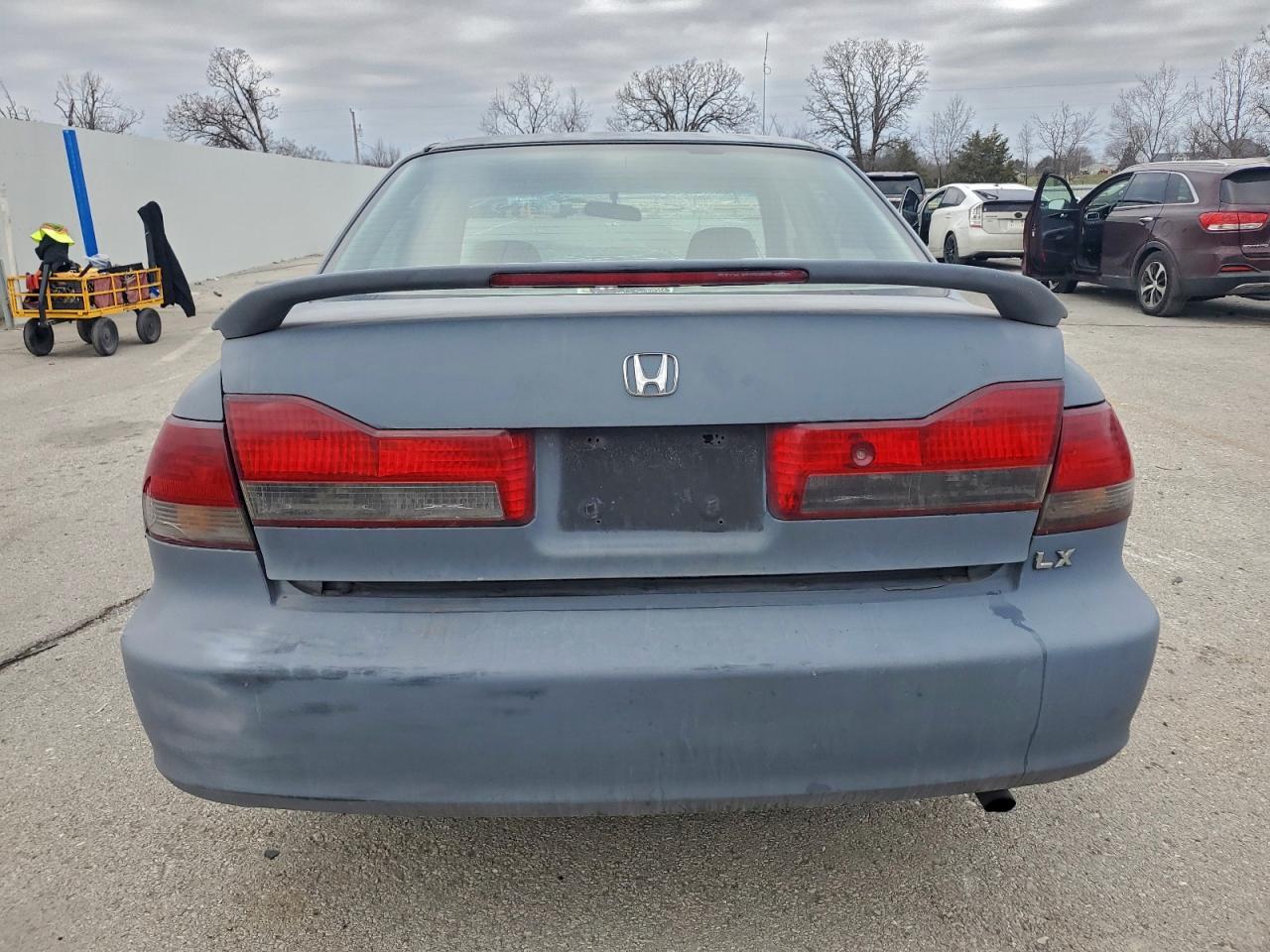 2002 Honda Accord Lx - Image 6