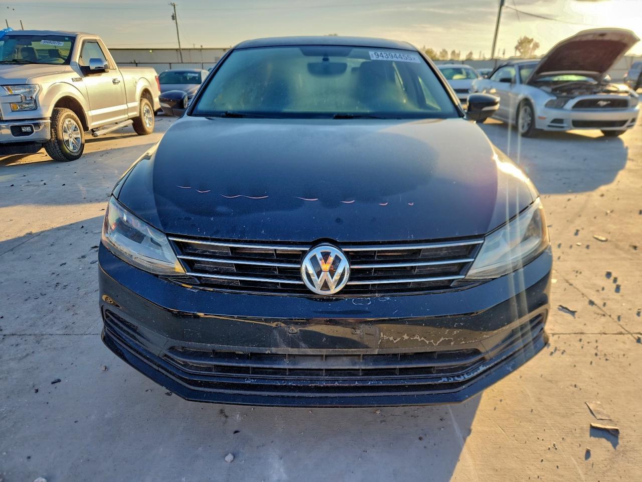 2017 Volkswagen Jetta Se - Фото 5