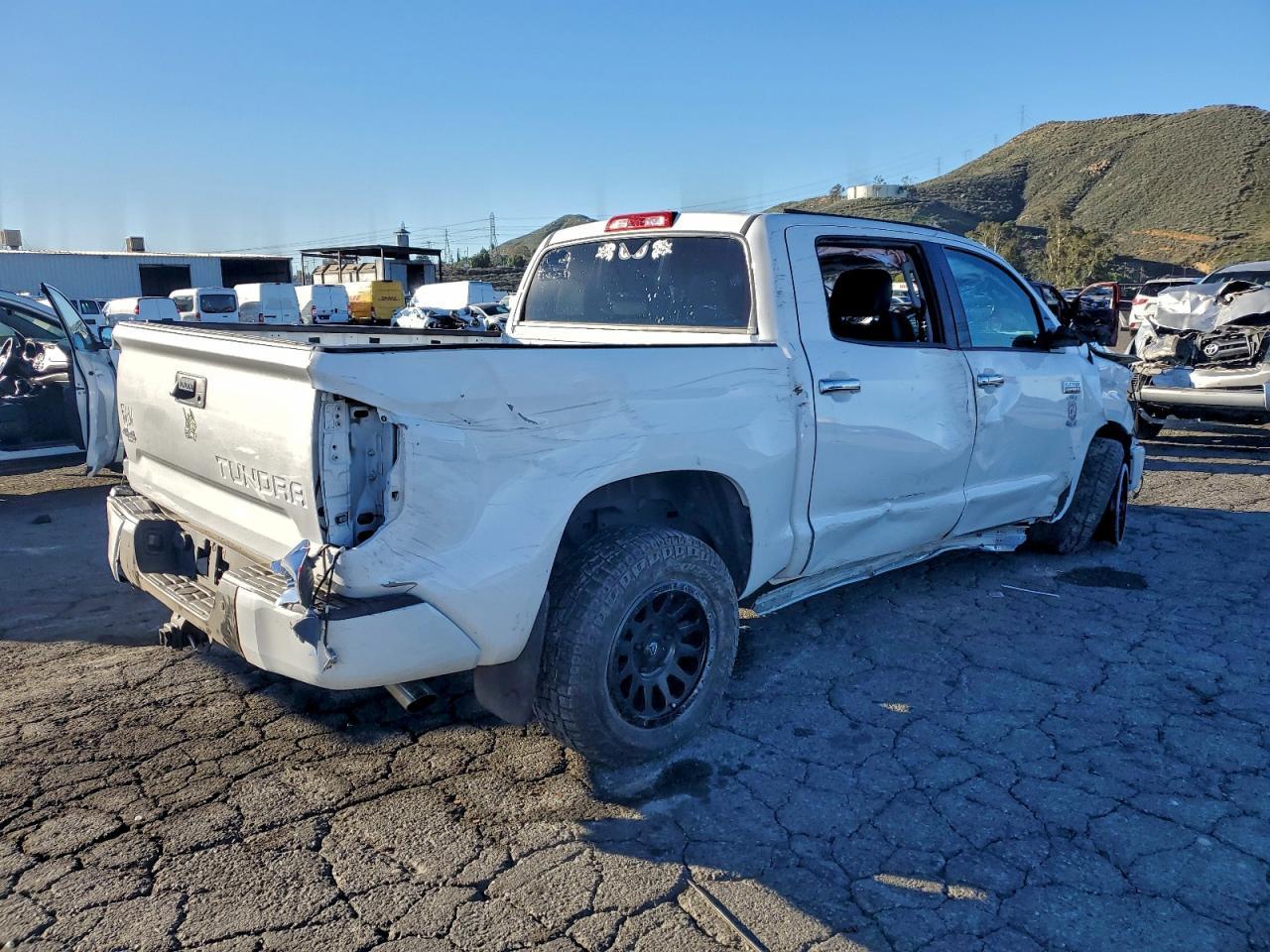 2018 Toyota Tundra Crewmax 1794 - Фото 3
