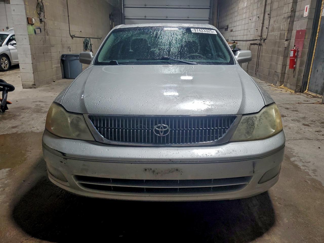2001 Toyota Avalon Xls - Image 5