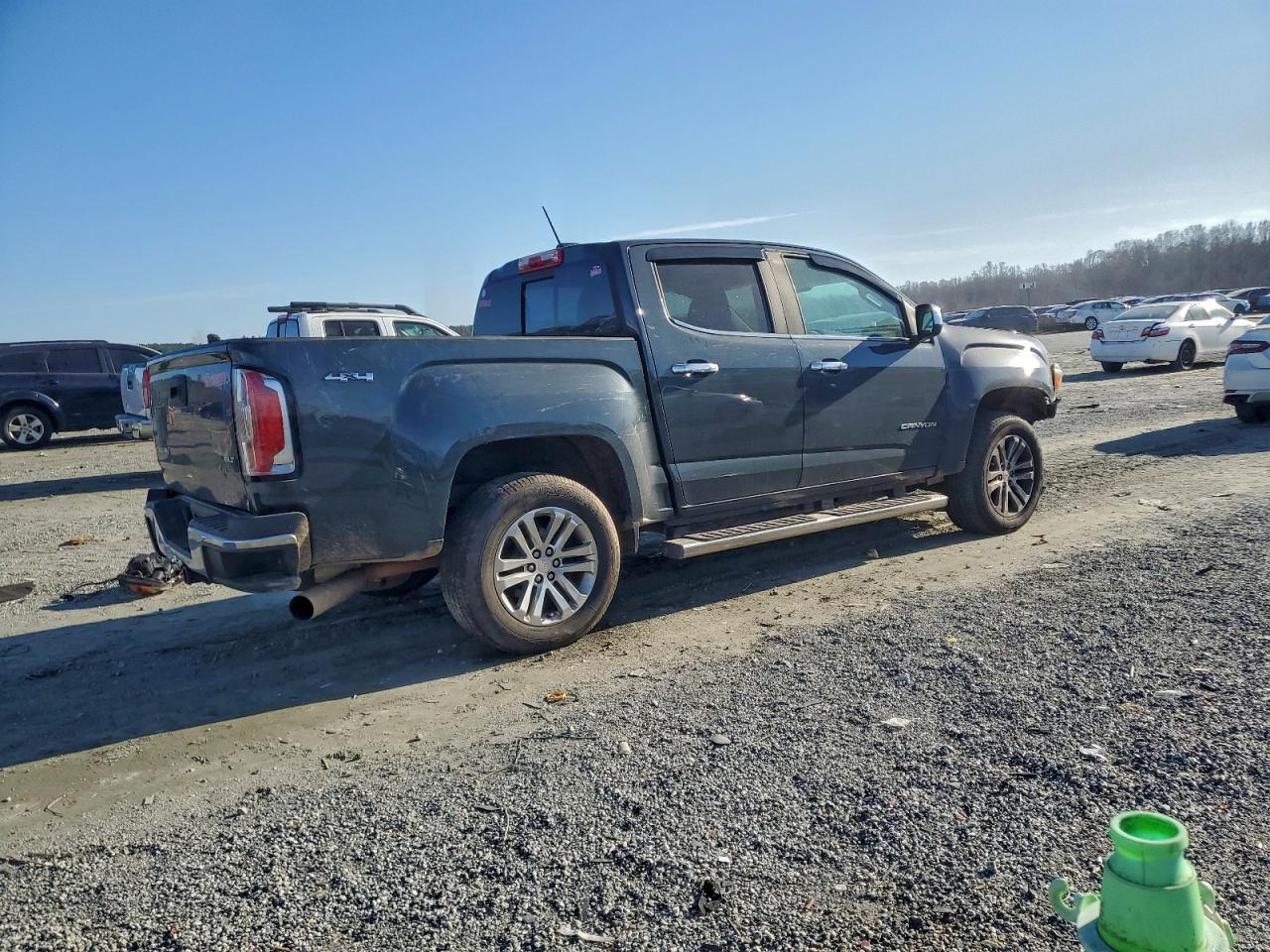 2017 GMC Canyon Slt - Image 3
