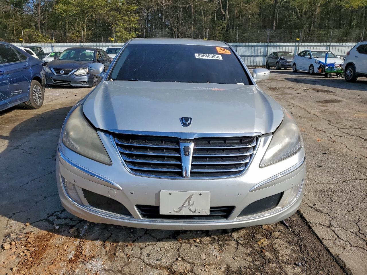2011 Hyundai Equus Signature - Image 5