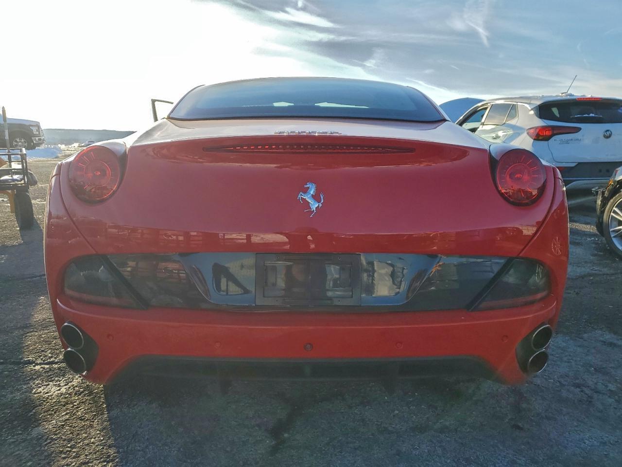 2014 Ferrari California - Image 6