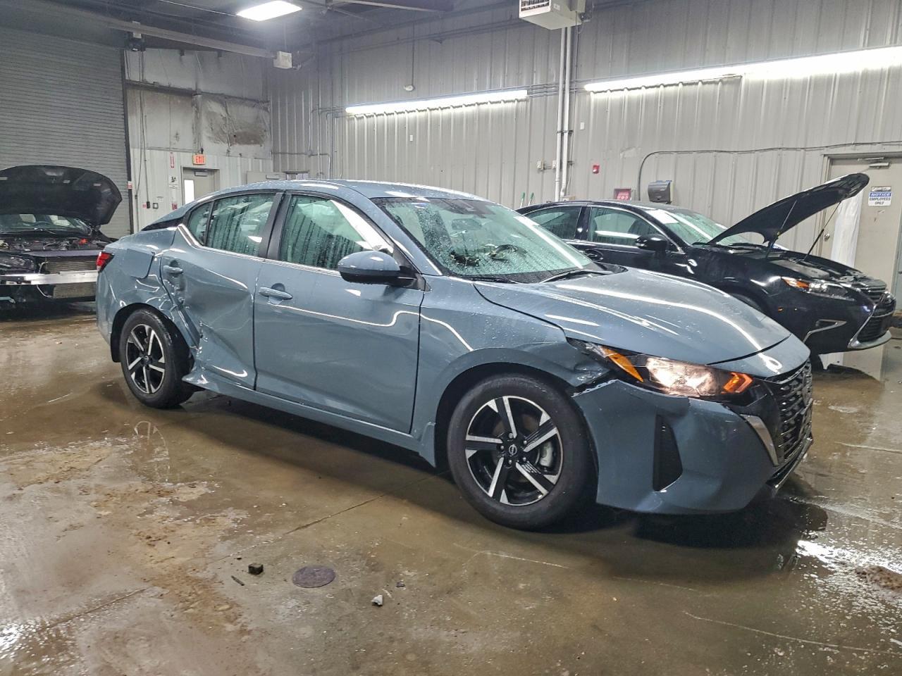 2025 Nissan Sentra Sv - Image 4