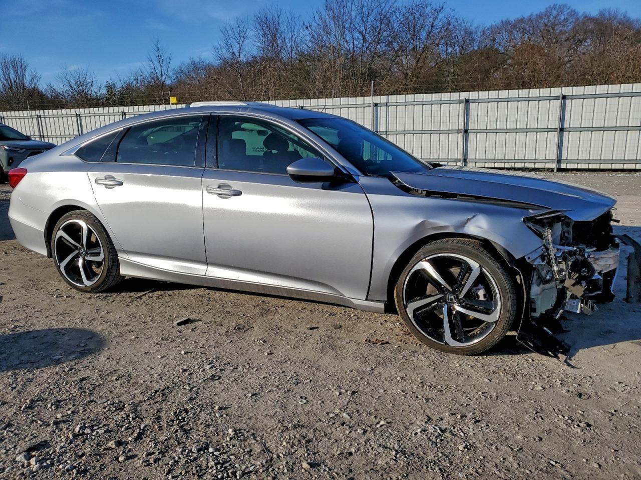 2020 Honda Accord Sport - Image 4