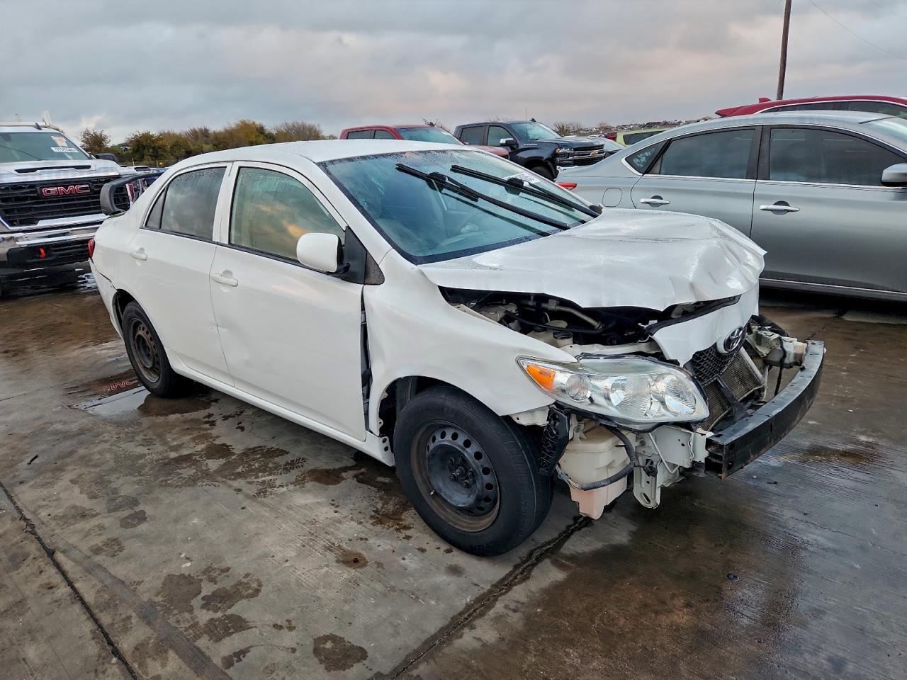 2010 Toyota Corolla Le - Image 4