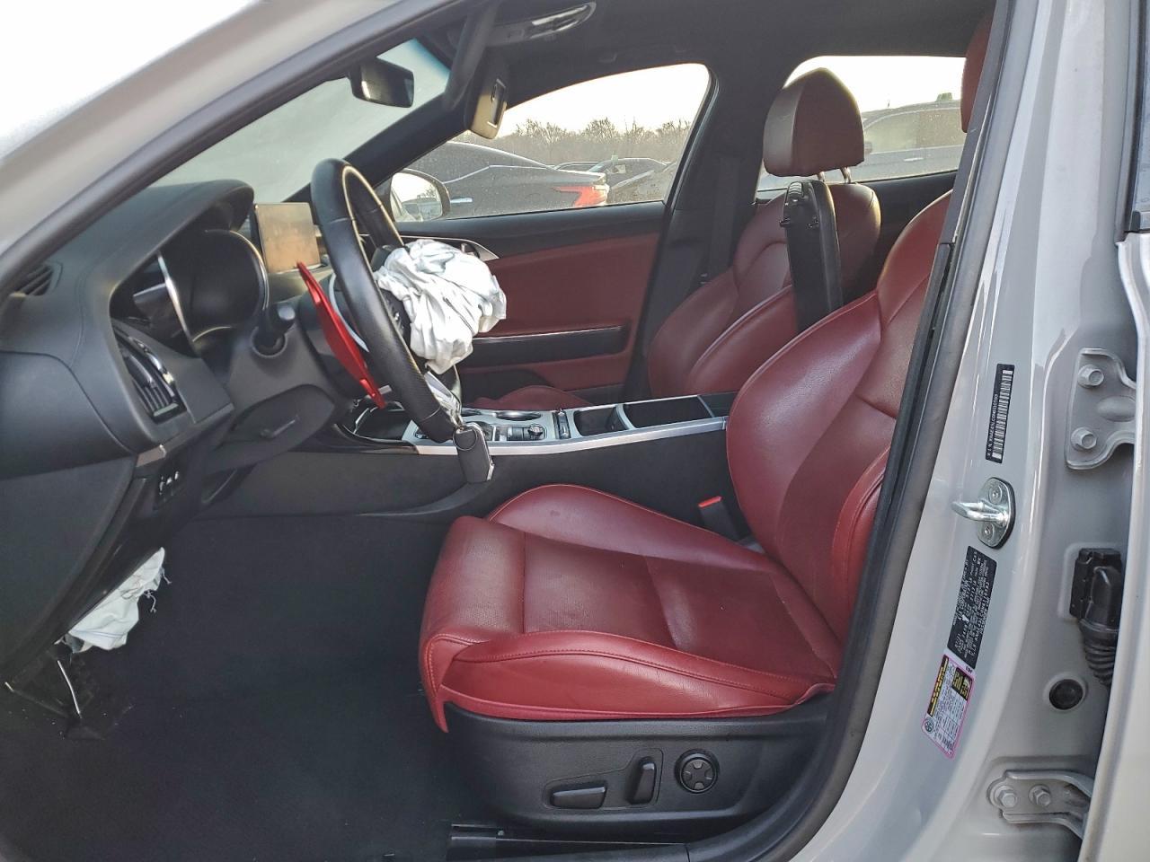 2022 Kia Stinger Gt1 - Image 7