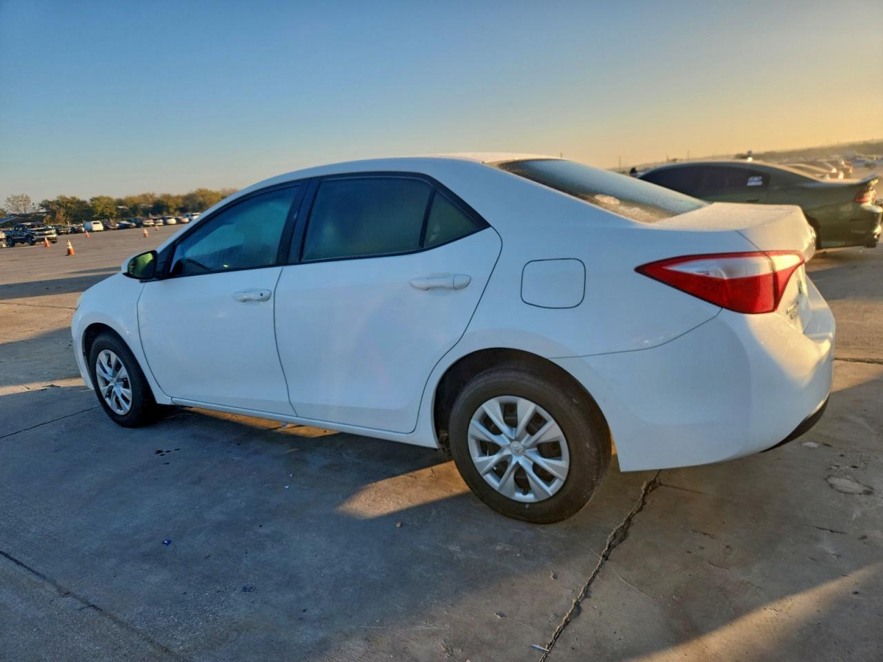 2016 Toyota Corolla L - Фото 2