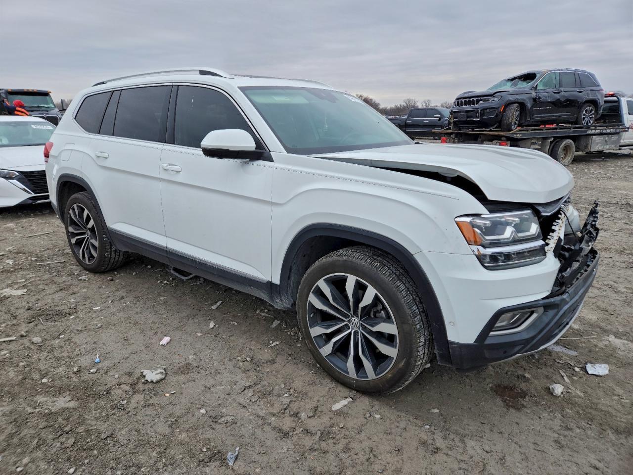 2020 Volkswagen Atlas Sel Premium - Image 4