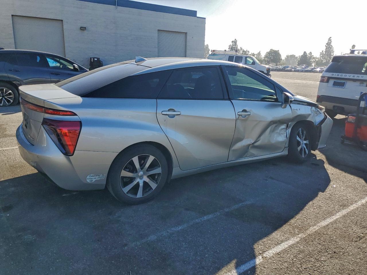 2016 Toyota Mirai - Фото 3