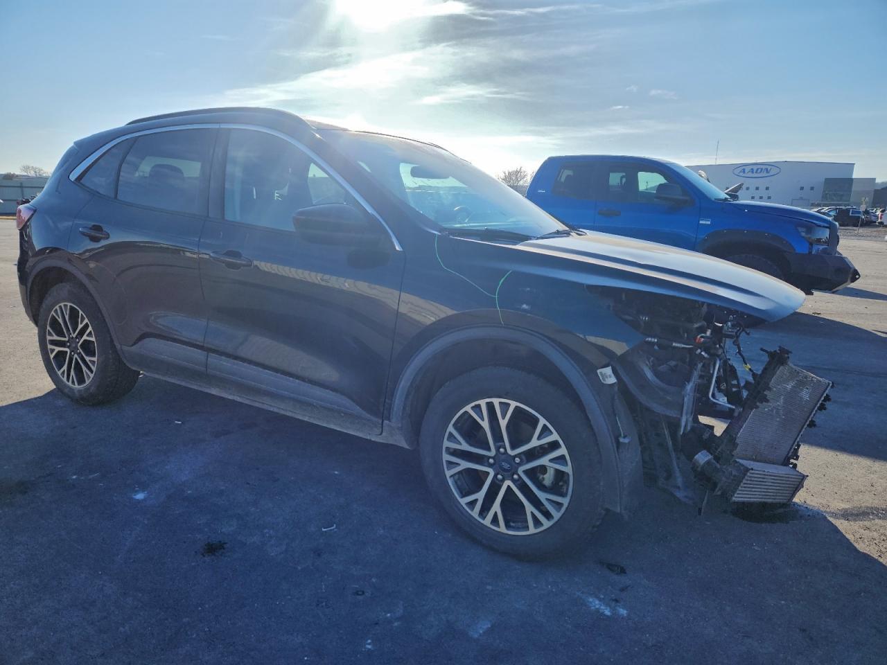 2020 Ford Escape Sel - Фото 4